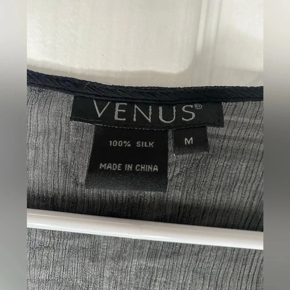 Venus sheer blouse - Picture 9 of 10